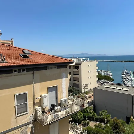 Apartment Luxury Vitruvio 55 Formia